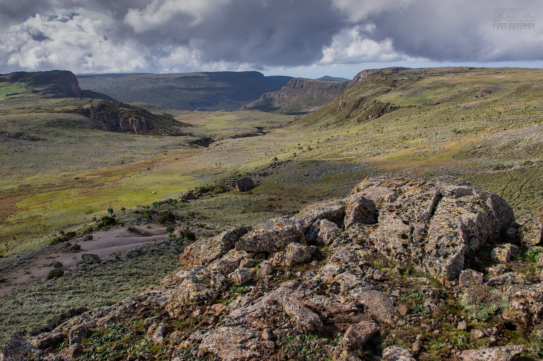 Bale Mountains - Sanetti Plateau Canyon on the edge of the Sanetti Plateau Stefan Cruysberghs